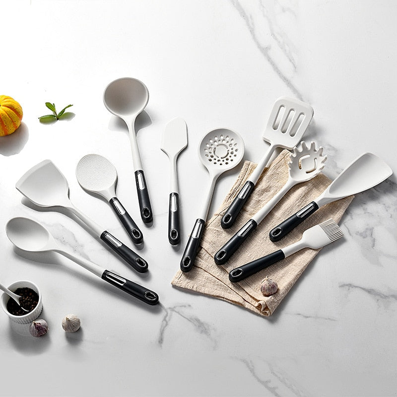 utensils-layout-silicone-white